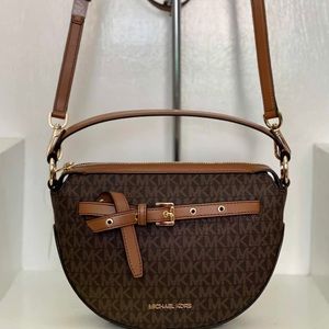 Michael Kors half moon Emilia Crossbody
